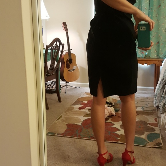 Classy Sexy Midi Black Dress - Picture 8 of 8